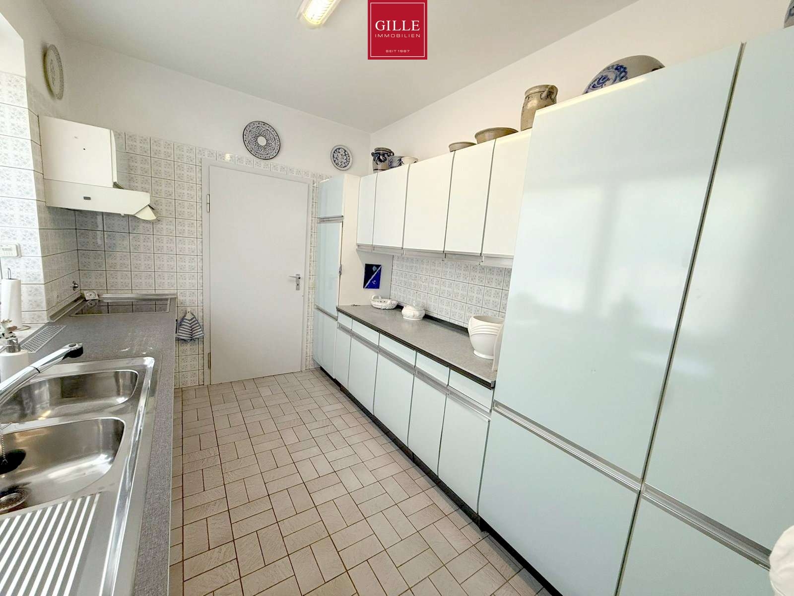 Ansicht 13 von: Stilvoller Bungalow mit beeindruckendem Raumangebot, traumhaftem Garten und Garage in Reuschenberg